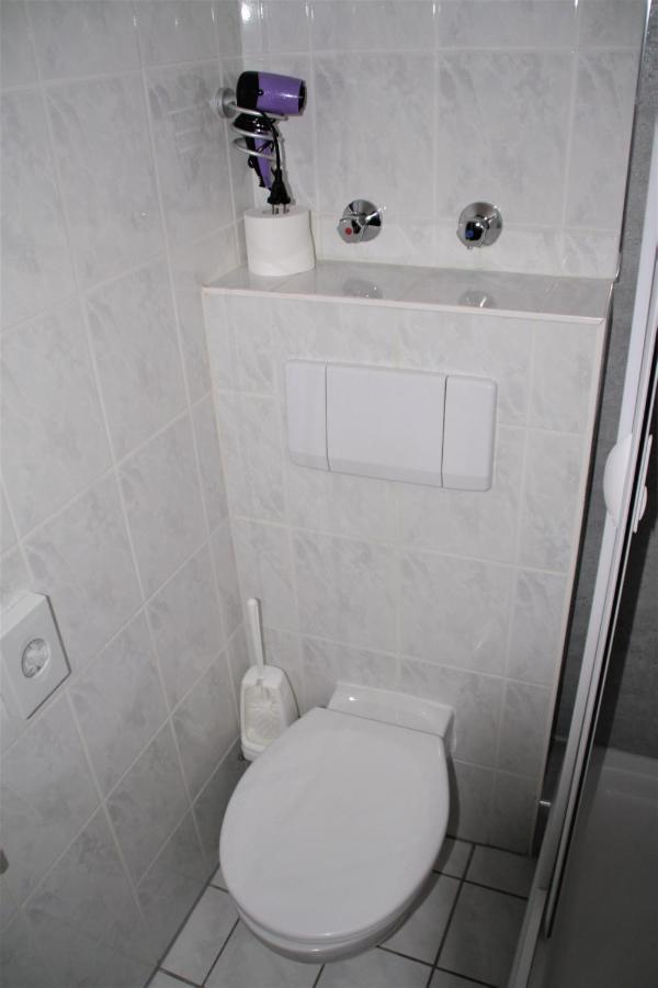 Hotel Waldschloesschen Dankmarshausen Bagian luar foto